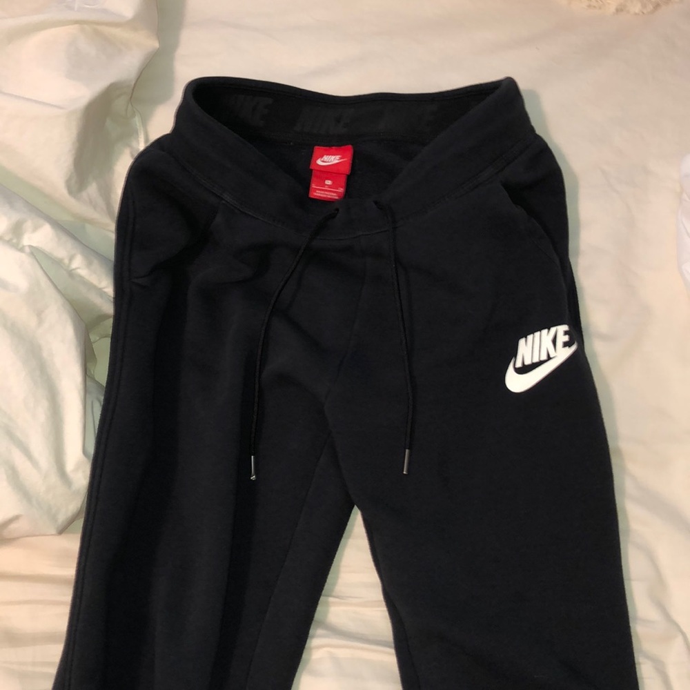 WORN ONCE Nike jogger sweats